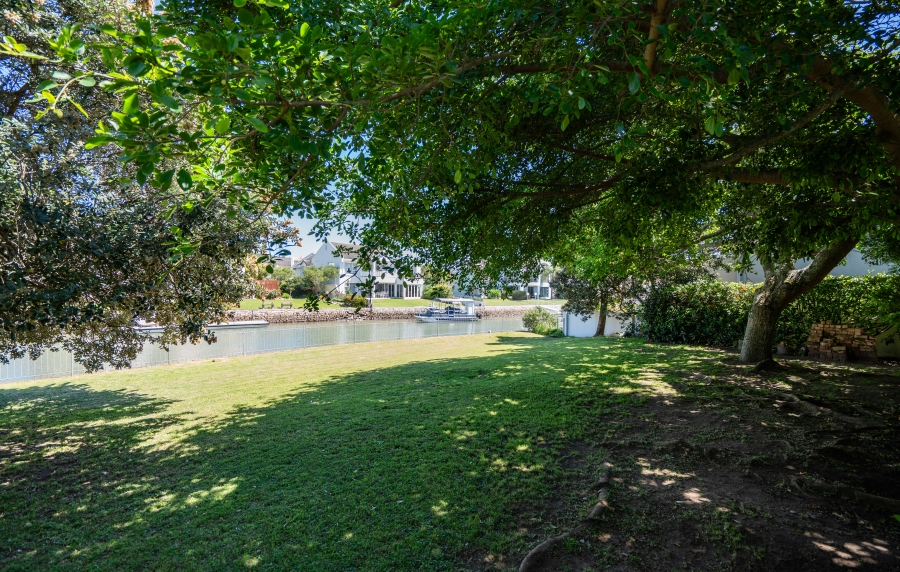 5 Bedroom Property for Sale in Royal Alfred Marina Eastern Cape